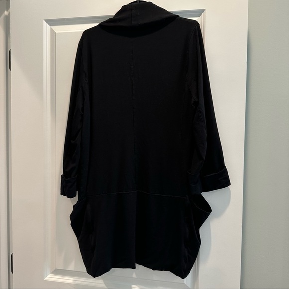 Eileen Fisher Classic Black Cardigan - Picture 4 of 4